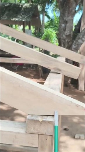 This is how to make a house frame very easily and very quickly. #machinerychannel #wood