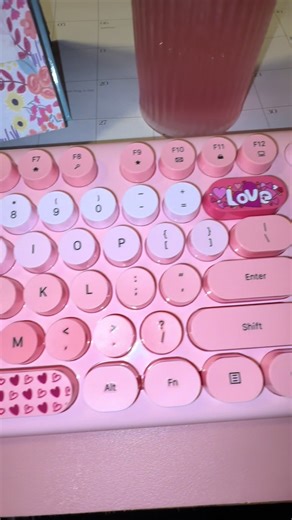 Upgrade your workspace with Mofii’s beautiful Pink Wireless Keyboard and Mouse set! Featuring a lovely aesthetic and reliable wireless connection, this set is perfect for adding a touch of charm to your workday. Makes a thoughtful Valentine's Day gift for that special someone! #WirelessKeyboardandMouse #PinkAesthetic #ValentinesGift #OnWednesdaysWeWearPink #BloomWithDes