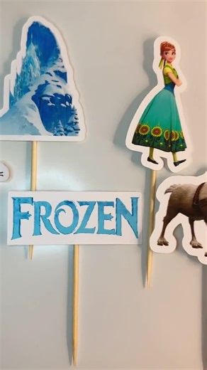 Frozen Birthday Cupcake Toppers: Elsa, Anna, Olaf - Etsy