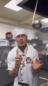 41K views · 2.3K reactions | O novo prato do Fafá chegou no Bololô! 礪 Quem vai encarar o Falcão?  Um delicioso filé de tilápia com arroz de brócolis, legumes salteados e salada verde… leve, saboroso e com aquele toque especial da casa. Chega mais e pede o prato do MC Daniel, tá surreal! #BololôRestaurant #VemProBololô #SaborQueAbraça #viralpost | imcryanfc | Facebook