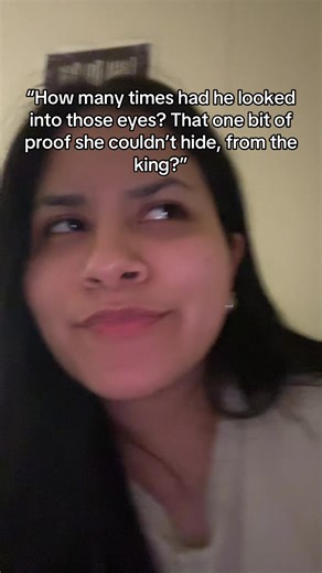 Reviewing the Complex Plot of 'Queen of Shadows'