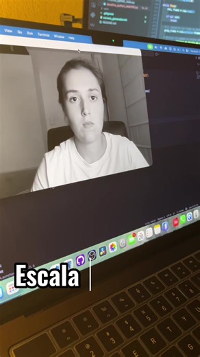 Filtro de grises en la cámara de mi compu. Use opencv y python! #computervision #python #computerscience #ai #livecanerafilter