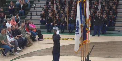 MacArthur High School honors veterans with special program