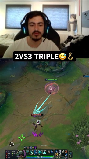 Pyke Turns a 2v3 Into a Triple Kill 🤯⚔️