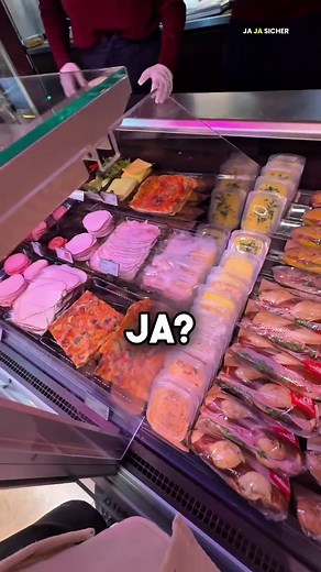 POV: Du befüllst eine Spaßbox in der Feinkost für 133 Euro😁 #spassbox #feinkost #lustigevideos #snackideen #spar