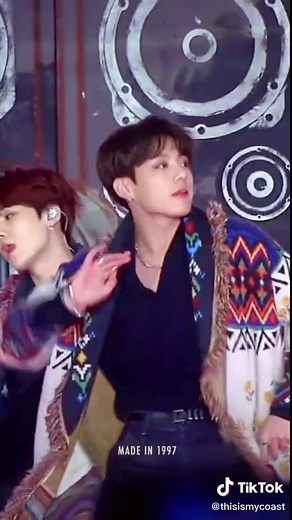 No More Dream (181225 SBS Jungkook Focus) #bts #btsconcert #jungkook #fyp #fypシ #fypage #nomoredream