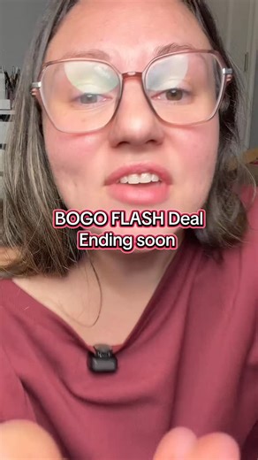 Shelly on Instagram: "How to use Skincare MicroInfusion Kit for micro needling at home to reduce appearance of dark spots, fine lines, wrinkles and pores while plumping and hydrating your skin without the filler! ✨ win win win 🤩 Hello ! Going for a hot girl new year 😜 #skincareroutine #microinfusionkit #microinfusiontutorial #microinfusion3monthbundle"