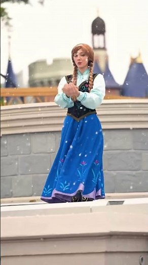 Could this be your perfect Disney sing-along? 🎤❄️🏰