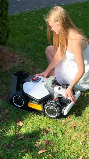 🤯 THIS ROBOT JUST CUT MY LAWN! Luba Mini AWD LiDAR 🚀
