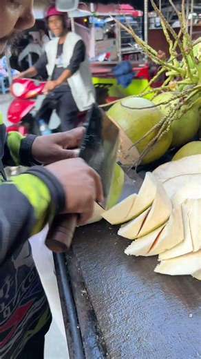 Fresh coconut cutting skill! #shorts #streetfood #viral #fruit #coconut #explore