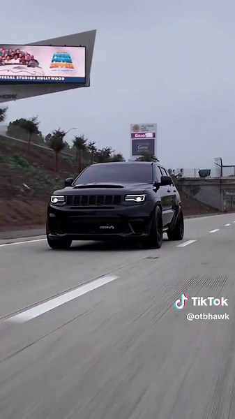 Trackhawk Jeep: Explosive Sounds and Custom Features