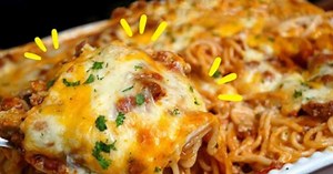Super Easy Cheesy Baked Spaghetti Recipe