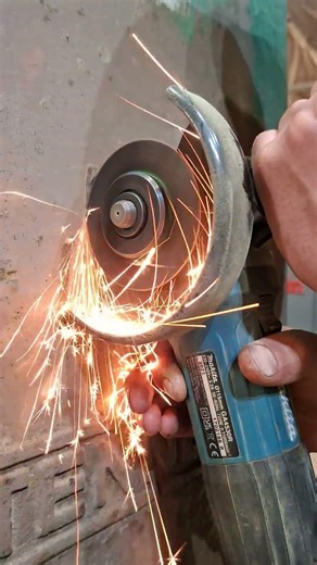 removing stubborn plate pins. undrillable so ground them off. #spindle #shaper #machinerestoration