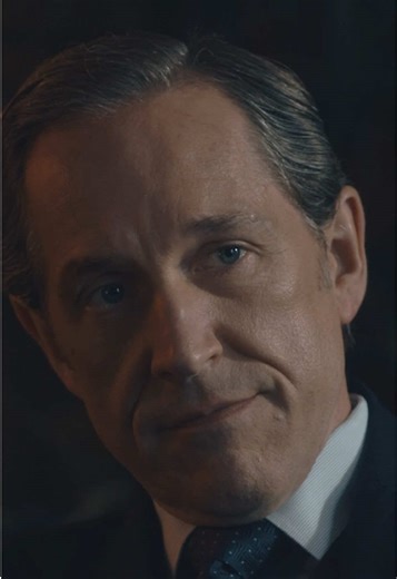 You may know him as Baelor Targaryen, but to us, he’ll always be ⭐Daddy Dalgleish⭐ #GOT #aknightofthesevenkingdoms #BertieCarvel #Dalgleish