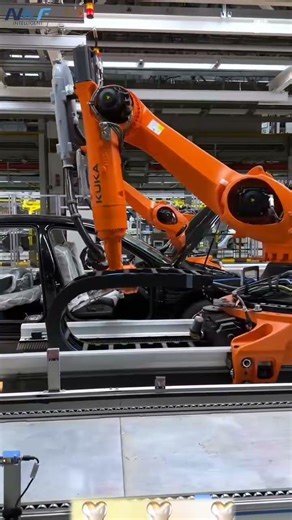 Our linear tracks with drag chain inside and cable packages, which are equipped with KUKA robots.