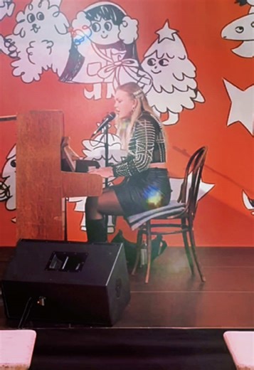 Contemplating Life: A Kitchen Pop Soundcheck