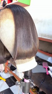 892K views · 10K reactions | How to curve a bob properly vs. #hair #fblifestyle #hairtips | Posh Beauty World | Facebook