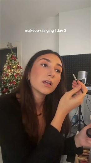 My Christmas tree’s topper needs support 😂 #makeup #singing