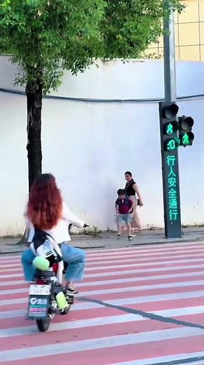 Little Asian Kids Break Dancing In The Street