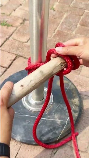 ​Genius Knot Trick to Tie a Rope Tight to a Pole