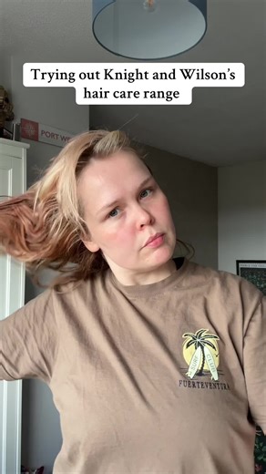 New haircare routine unlocked ✨ @elliesmakeupcorner is keeping her hair shiny, strong, and healthy with the PurePlex Hair Repair System 💆‍♀️ Powered by Aminofix Bond Reconstructing Technology, it helps repair and protect against damage from: 💥 Over-bleaching 🎨 Colouring 🔥 Heat styling 🧪 Chemical treatments Pure repair. Pure shine. PurePlex. 💖