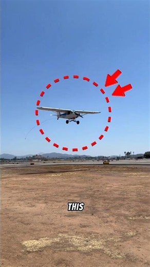 How Do Airplanes Pick Up Giant Banners? 😳✈️ #Aviation #DidYouKnow