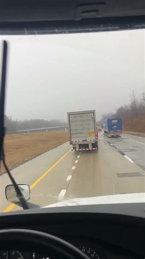 damn UPS driver don’t know how to drive 🤣🤣