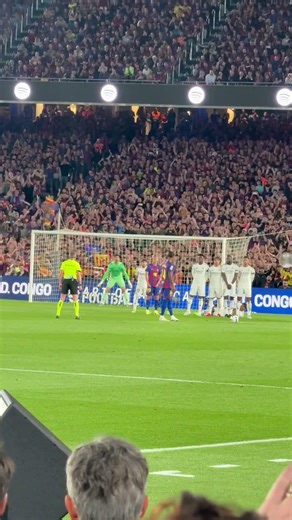 Marcus Rashford scores El Clasico free kick for Barcelona v Real Madrid! #football #fcbarcelona