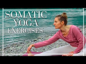 25 Minute Beginner Friendly Somatic Yoga Exercises | A Journey of Self-discovery