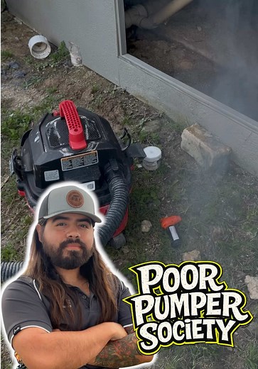 Diagnosing a sewer smell in the house #poorpumpersociety #septictank #draingang