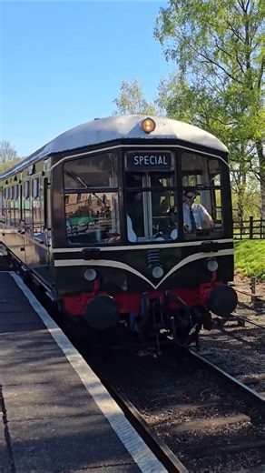 Rare Derby Lightweight M79900 Named Iris Arrives at Rothley at The GCR Spring Diesel Gala 2026