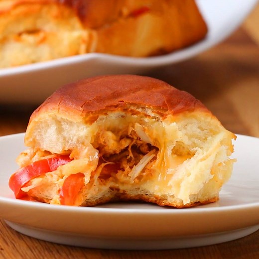 14M views · 83K shares | Chicken Fajita Sliders FULL RECIPE:...