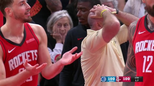 Watch KD slips and turns over the ball, Magic score off the the turn over | Streamable