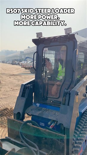 Mini Skid Steer vs. Mini Excavator: Key Differences