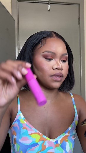 Beginner-friendly Makeup Tutorial for Oily Skin: Mascara, Highlighting, Lips