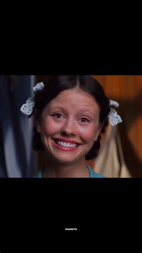 Pretty girls should always smile :) #shortsfeed#movie#scene#cinephile#women#smile#film#cinema