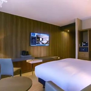 Staying at the amazing AC Hotel by Marriott Salford Quays 4 Star ⭐⭐⭐⭐ Manchester New Year 30 Dec – 1 Jan 3 Days £169 2 Nights Dinner Bed & Breakfast Manchester & Trafford Park Xmas Shopper Dates Available : 18 – 19 Nov : 25 – 26 Nov : 2 – 3 Dec 2 Days £99 1 Night Dinner Bed & Breakfast Manchester & Trafford Park Sales Shopper 28 – 29 Dec 2 Days £89 1 Night Dinner Bed & Breakfast Call Elfyn today to secure your space or for more info 01407 731080 #FantasticValue. | Teithiau Elfyn Thomas Tours