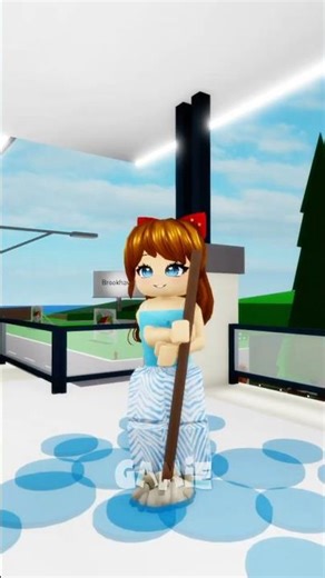 By mistake she threw the mop at the Policeman then... 😮🤣 #roblox #shorts #robloxshorts