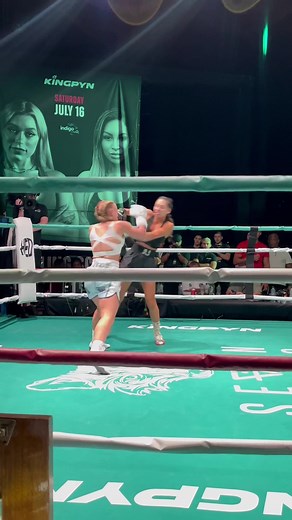 Elle Brooke vs AJ Bunker #ellebrooke #edmatthewstokky #viral #foryoupage