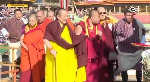 Chamgoen Tai Situ Rinpoche 🙏 is one of the highest ranking Lamas in Karma Kagyu School, the same lineage as the Karmapas.. | Dung Singye