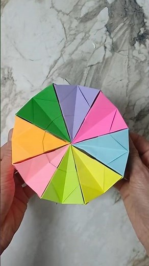 Impossible Origami Loop 🌈✨