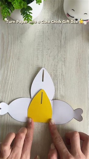 Turn Paper into a Cute Chick Gift Box 🐥