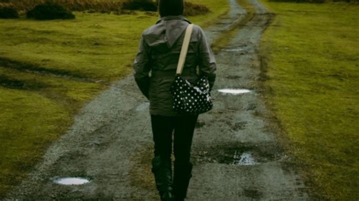 Morning walk vs evening walk: What is better for weight loss?