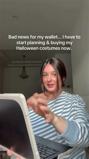 🗣️Halloween is on a Saturday this year which means a min of 3 costumes!!! I post costume ideas on