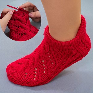 Knitted slippers step by step - even a beginner can handle it! | Miarti - Crochet and Knitting