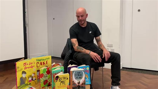 Award winning poet Matt Goodfellow, author of the brilliant new book 'The Final Year', telling us to keep going for the last leg of Manchester's #OneMillionMinutesChallenge 🚀 Let's make these last days count - keep reading, logging your minutes & let's hit that goal together 💥📖 One Million minutes unlocks books and storytelling for Manchester's children and young people 🌟 #ReadMCR #MattGoodfellow #FinalPush Read for Good Royal Manchester Children's Hospital | Manchester Libraries