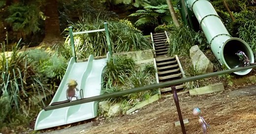 Alien TV Alien TV E002 – Playground/Art/Gum