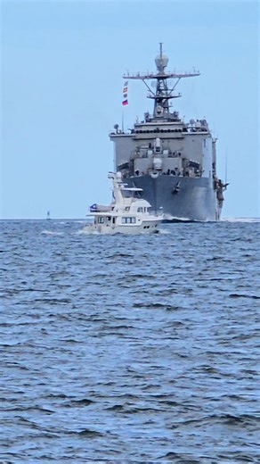 🔱USS Oak Hill (LSD-51)🔱#fast #waves #LANDING #SHIP #army #naval #navy #usa#wow#oiltanker #epic | Richard LeBel