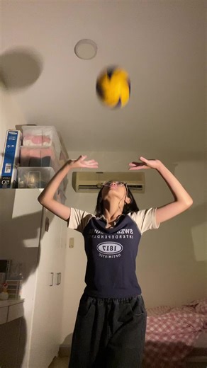 #fyp #fypツ #viral #vball #vb #vballgirl #vballgirls #vballislife #vball4life #volleyball #sport #volleyballtiktok #volleyballplayer #volleyballworld