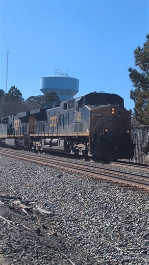 CSX local train L620 approaches Raleigh NC at Powell Drive 2/13/2026